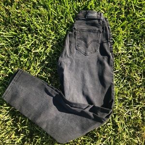 Faded Black Levi’s Jeans